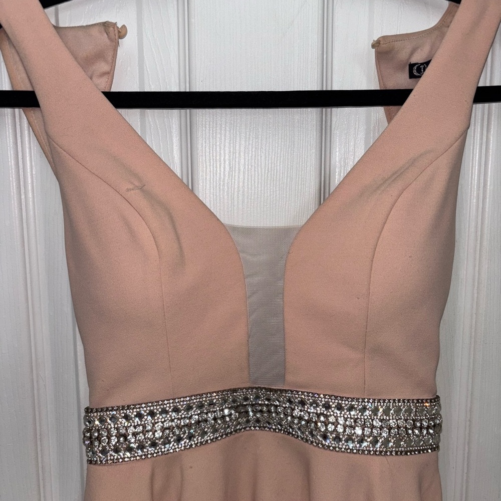 Chic Backless Blush Dress with Sparkling Detail